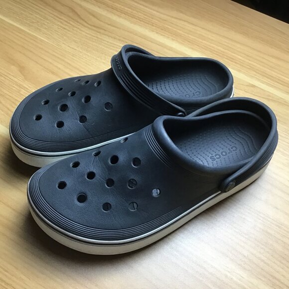Crocs Unisex Baya Clog Size M9/W11  Black - Picture 1 of 8